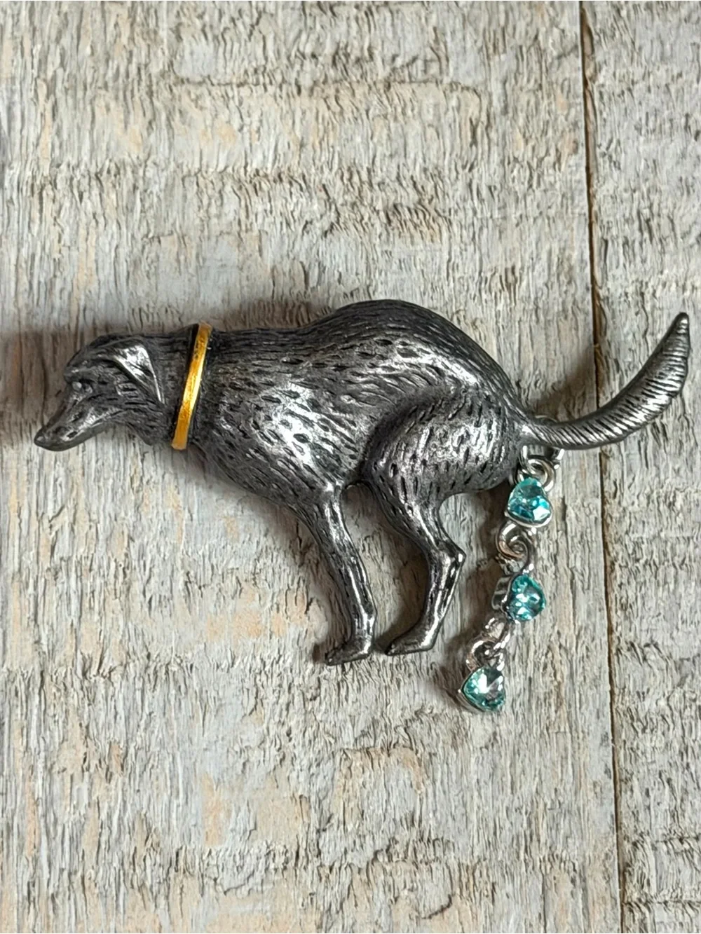 Pooping Dog Brooch -with Blue Heart Rhinestones (NEW)